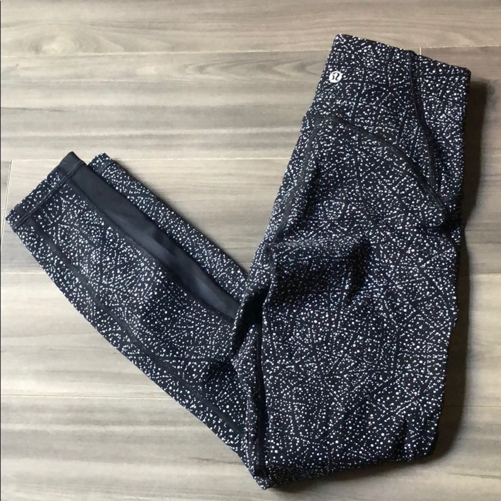 Lululemon workout pants